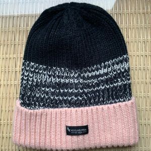 Koolaburra knit hat by UGG